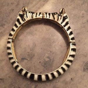 Unique zebra bracelet *stretchy* 🏝